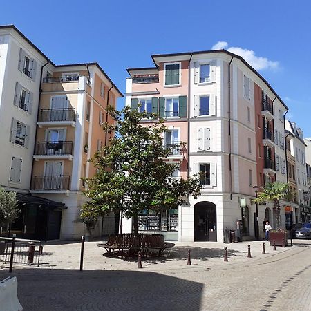 Maison Individuelle Avec Terrasse Nogent Sur Marne Bagian luar foto